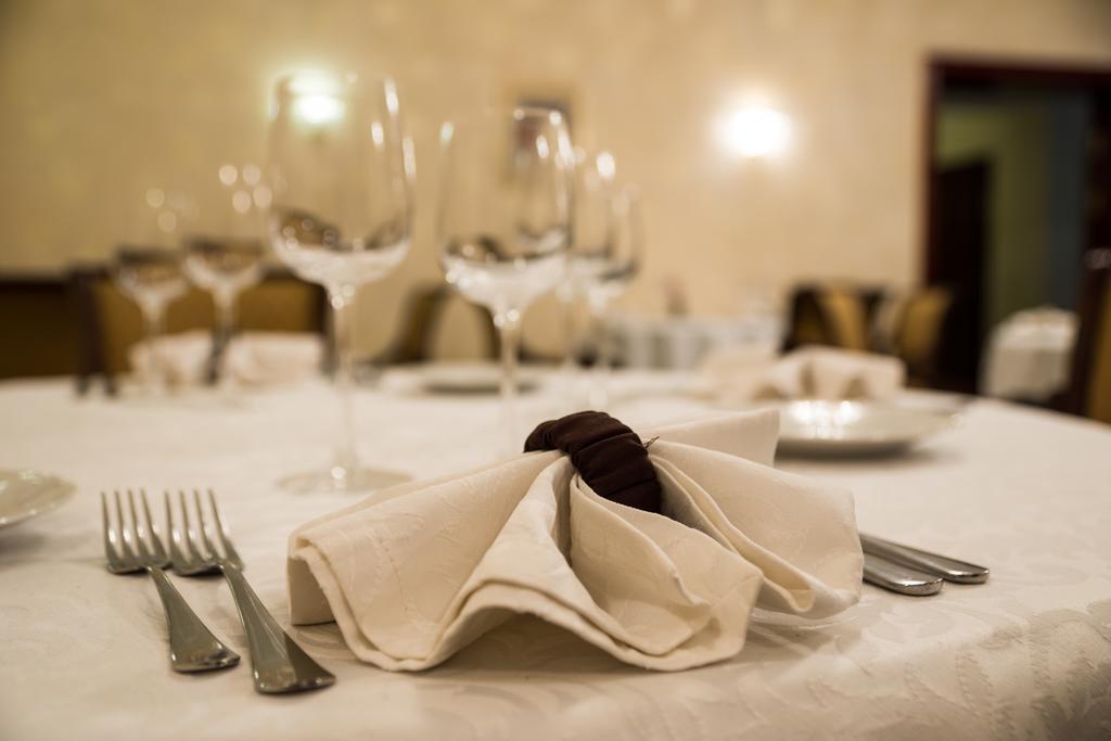 Ar Nuvo Hotel Karaganda Bagian luar foto