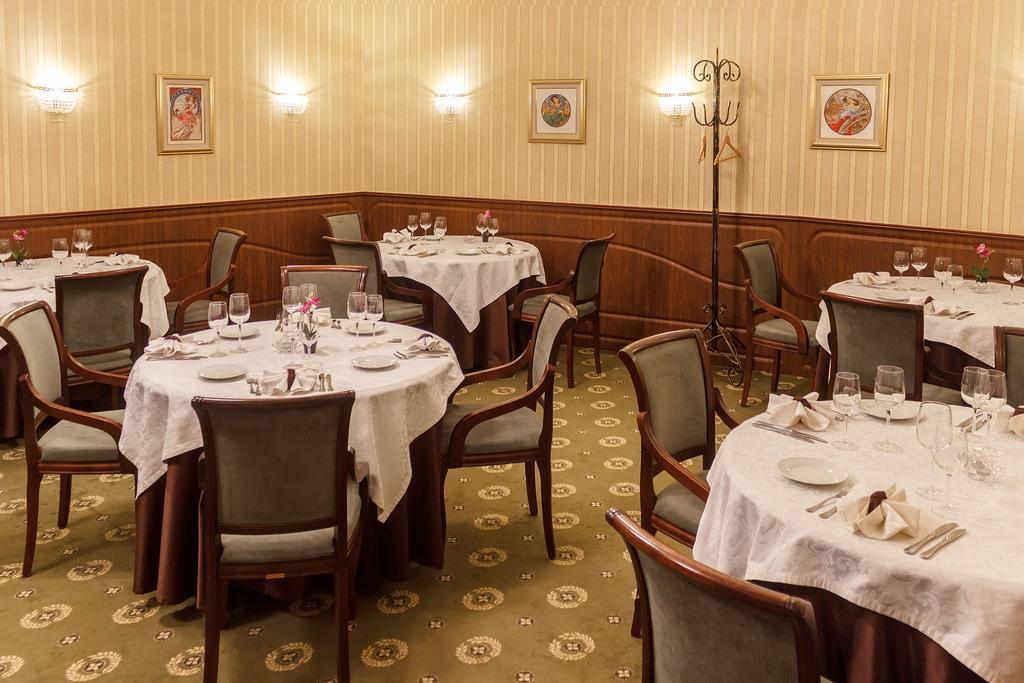 Ar Nuvo Hotel Karaganda Bagian luar foto